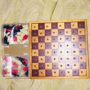 Childs Vintage Travel sz chess/checker wood with plastic playing pieces